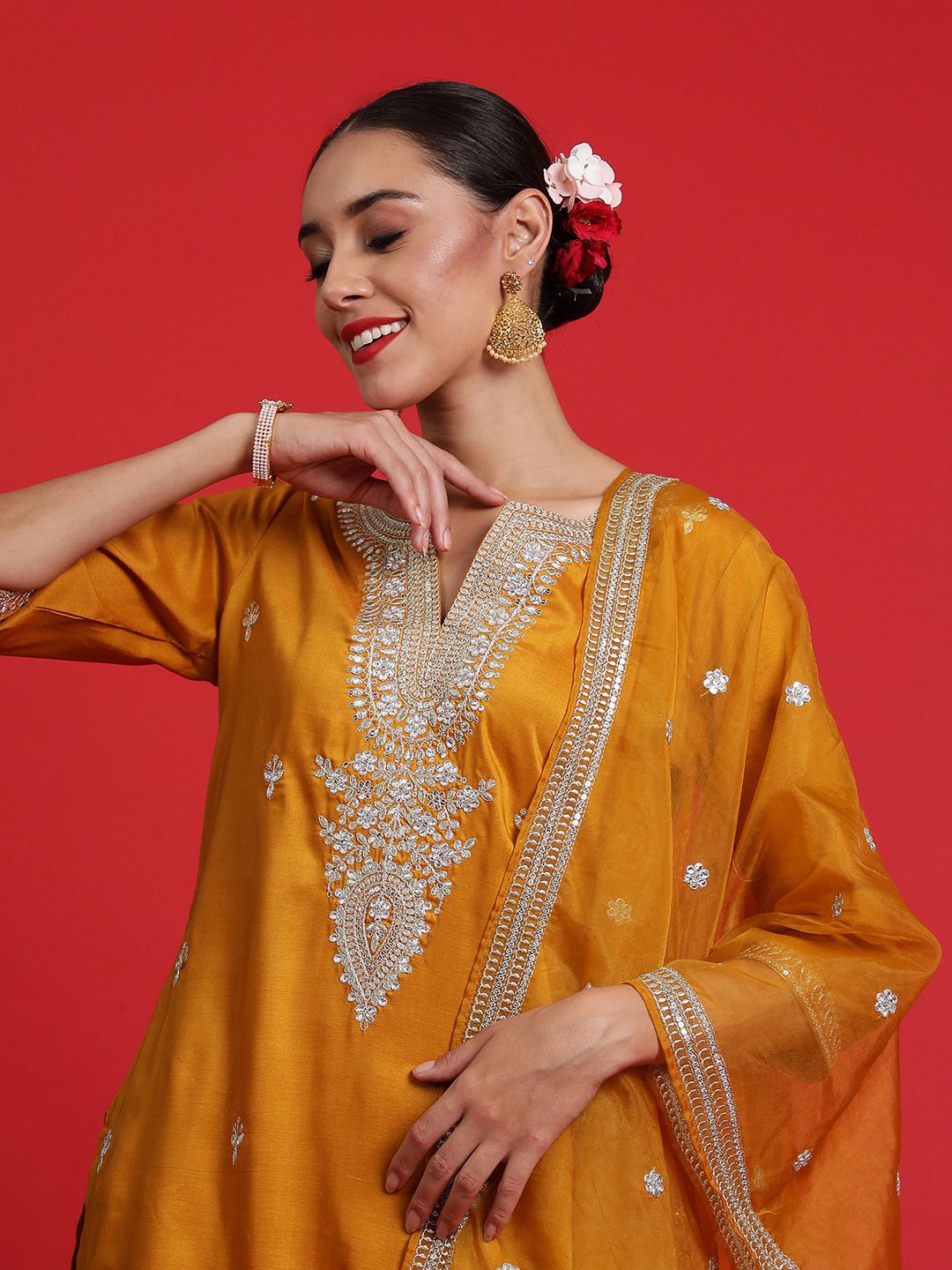 Floral Embroidered Regular Sequinned Kurta With Trouser & Dupatta
